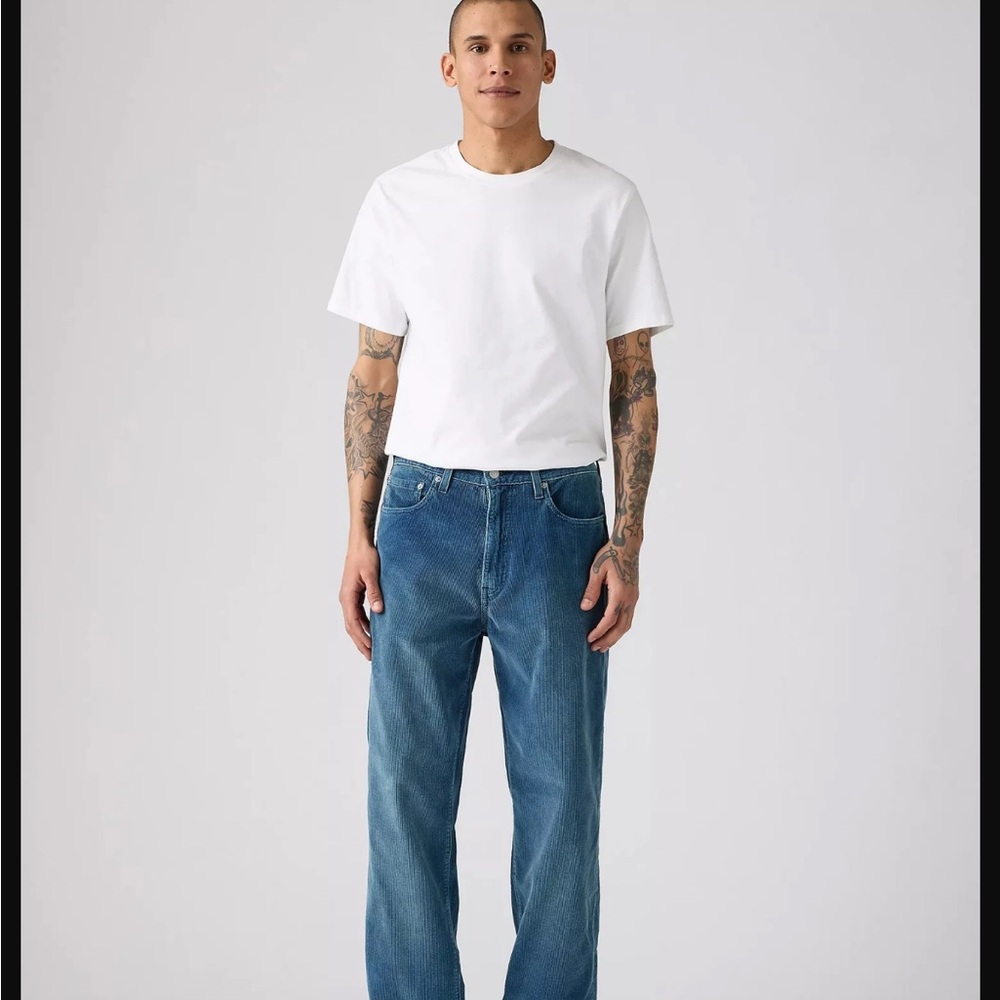 Levi's Relaxed Fit Blue Jeans for Men